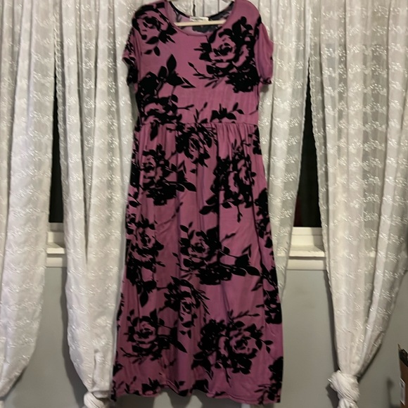 Women’s maxi dress - Picture 1 of 3